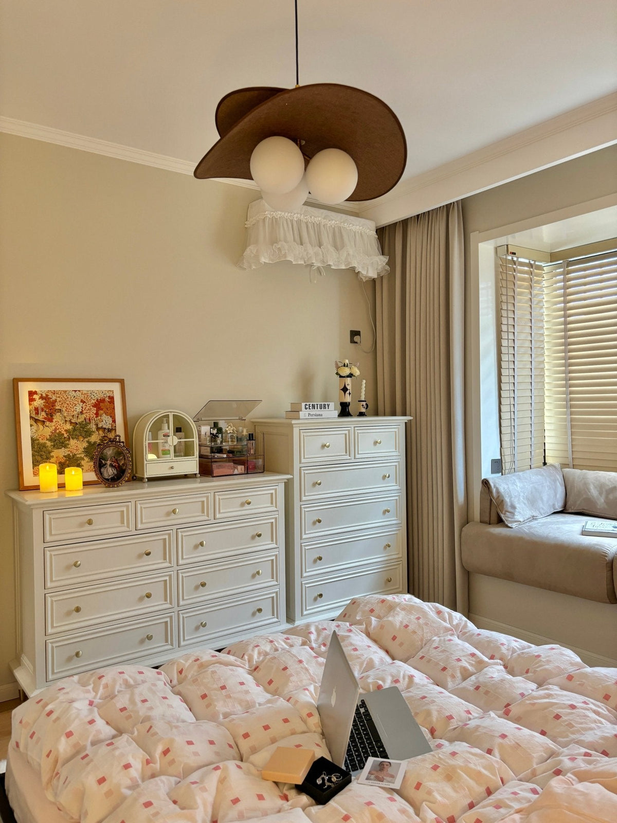 Bloom Petals Chandelier