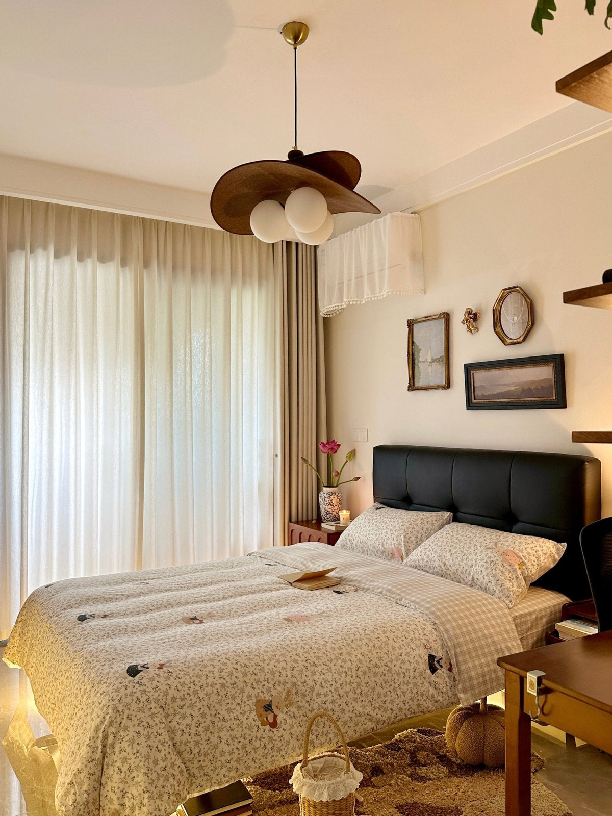 Bloom Petals Chandelier