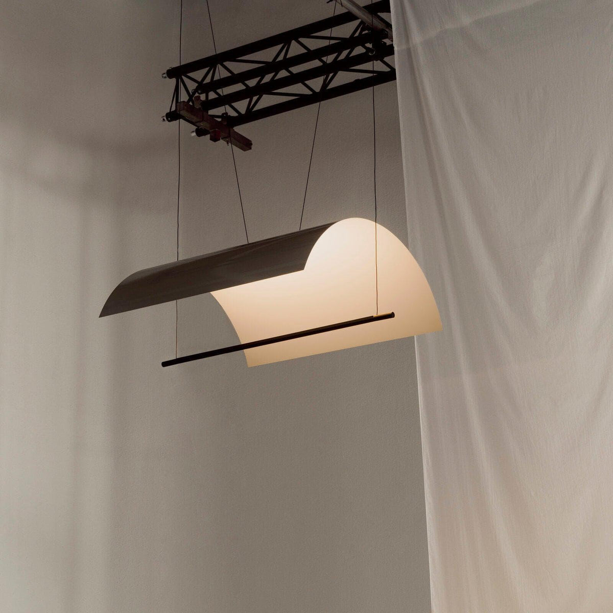 Lamina Linear Pendant Lamp