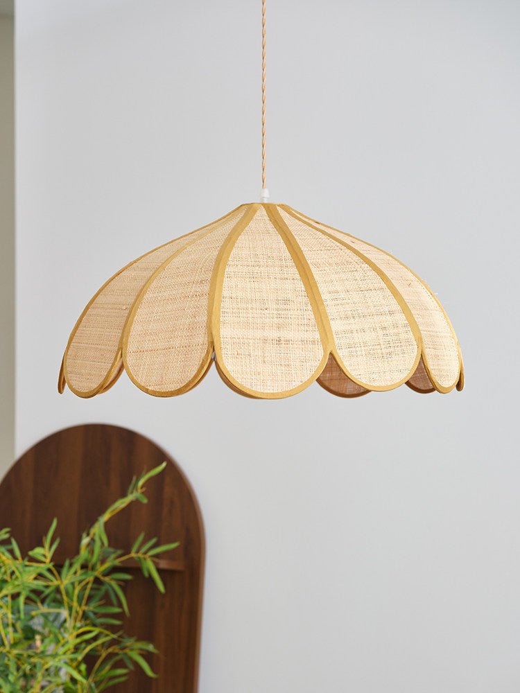 Flora Hemp Rope Flower Pendant Light