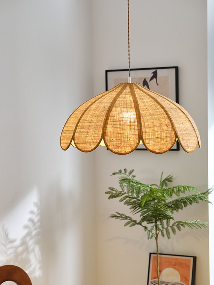 Flora Hemp Rope Flower Pendant Light
