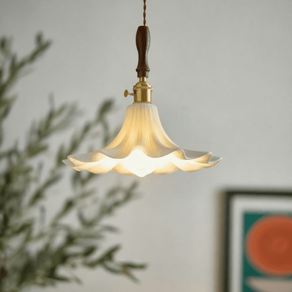 Bloom Twist Pendant Lamp