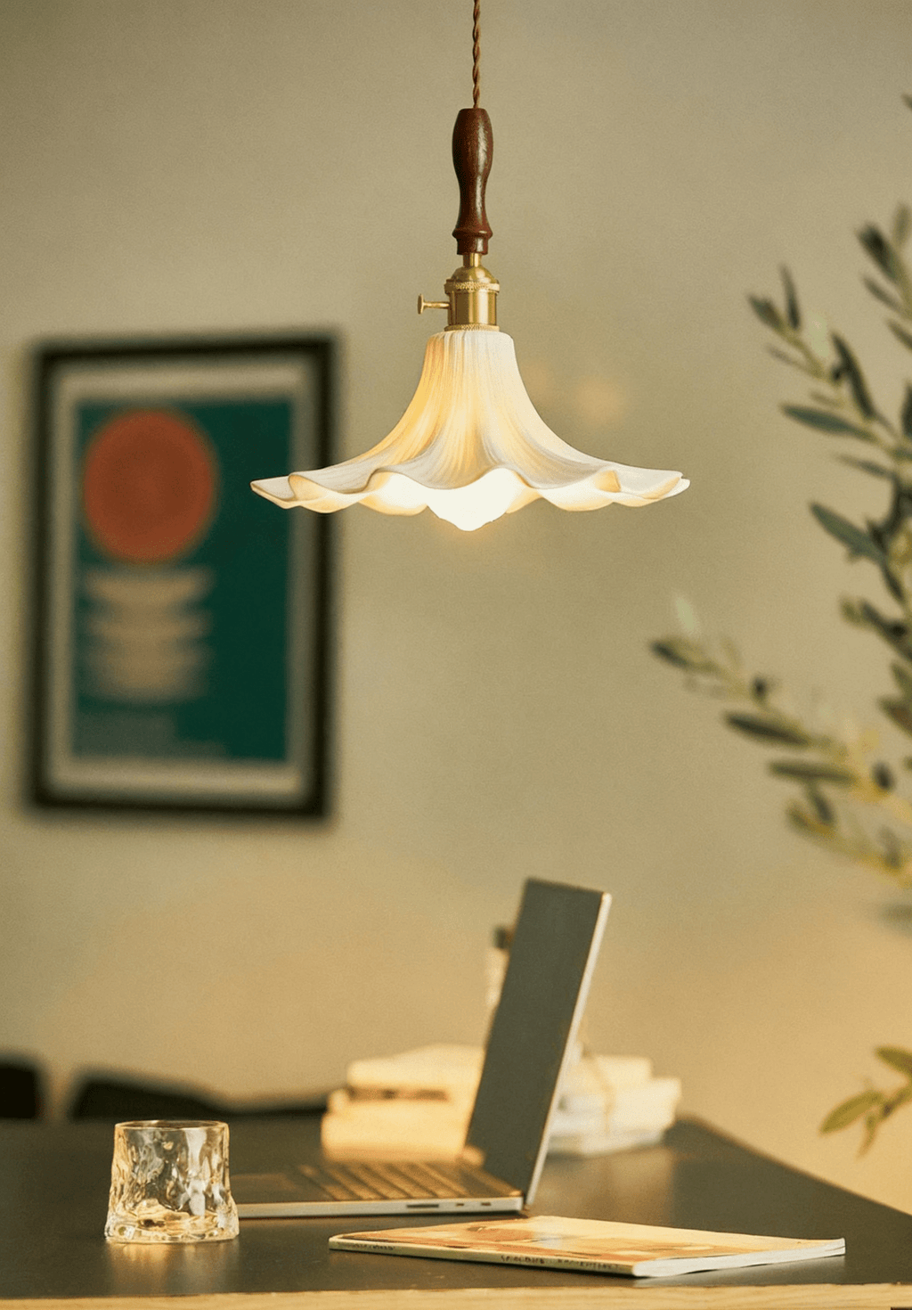 Bloom Twist Pendant Lamp