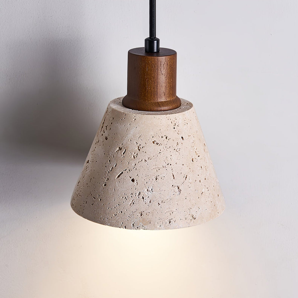Forma Terra Trio Pendant Lamp