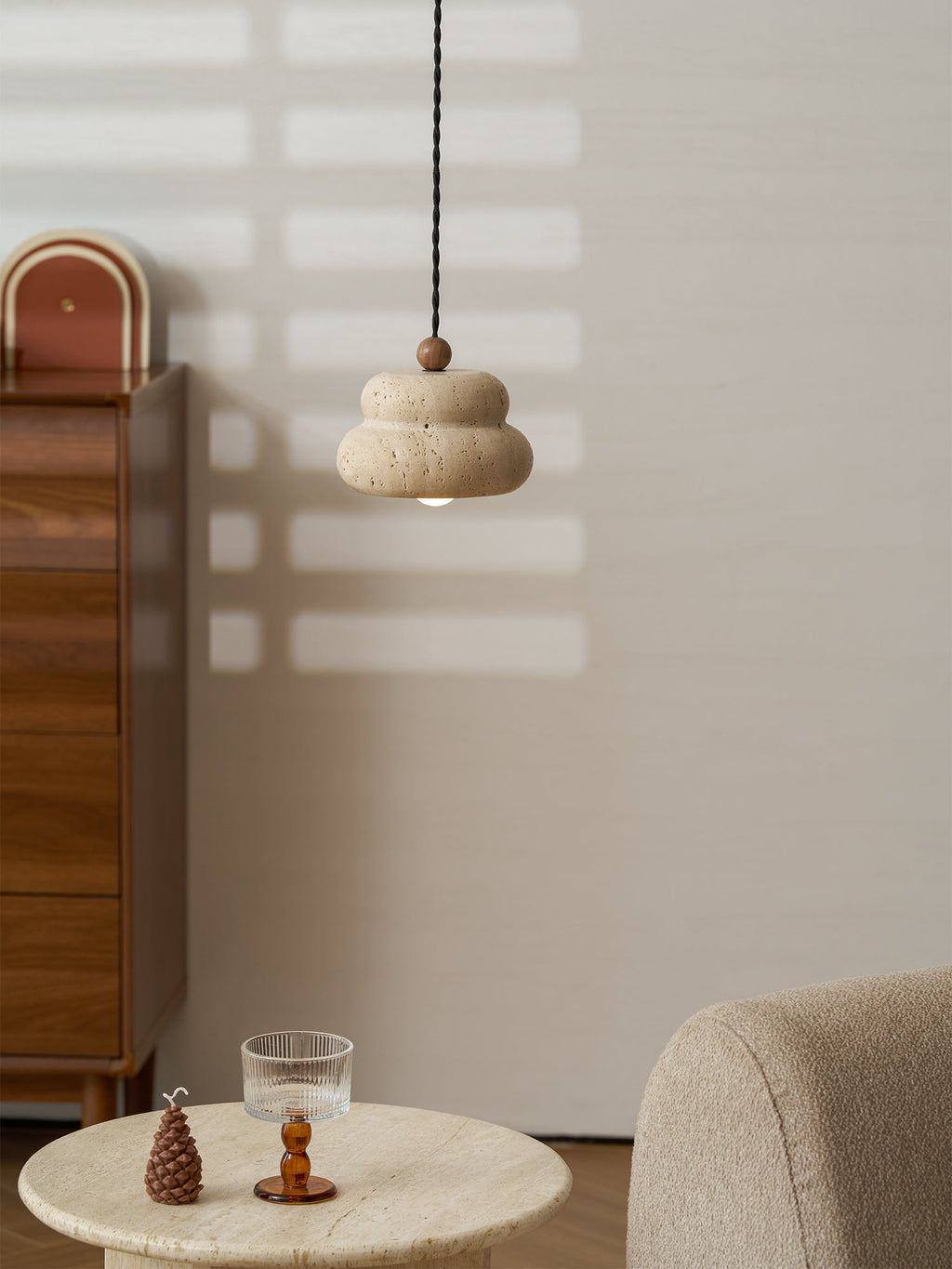 Nivora Stone Pendant Lamp