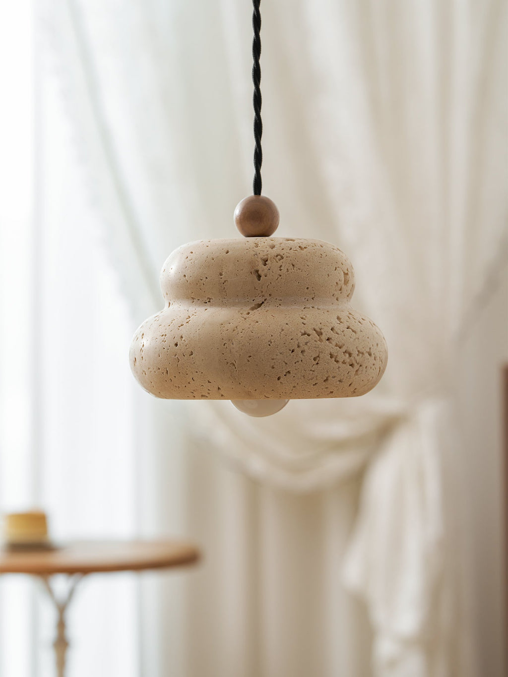 Nivora Stone Pendant Lamp