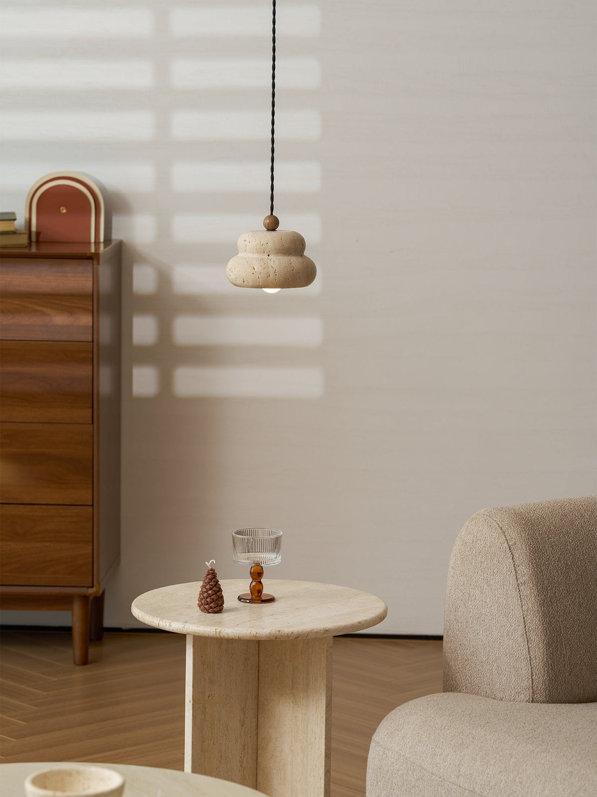 Nivora Stone Pendant Lamp