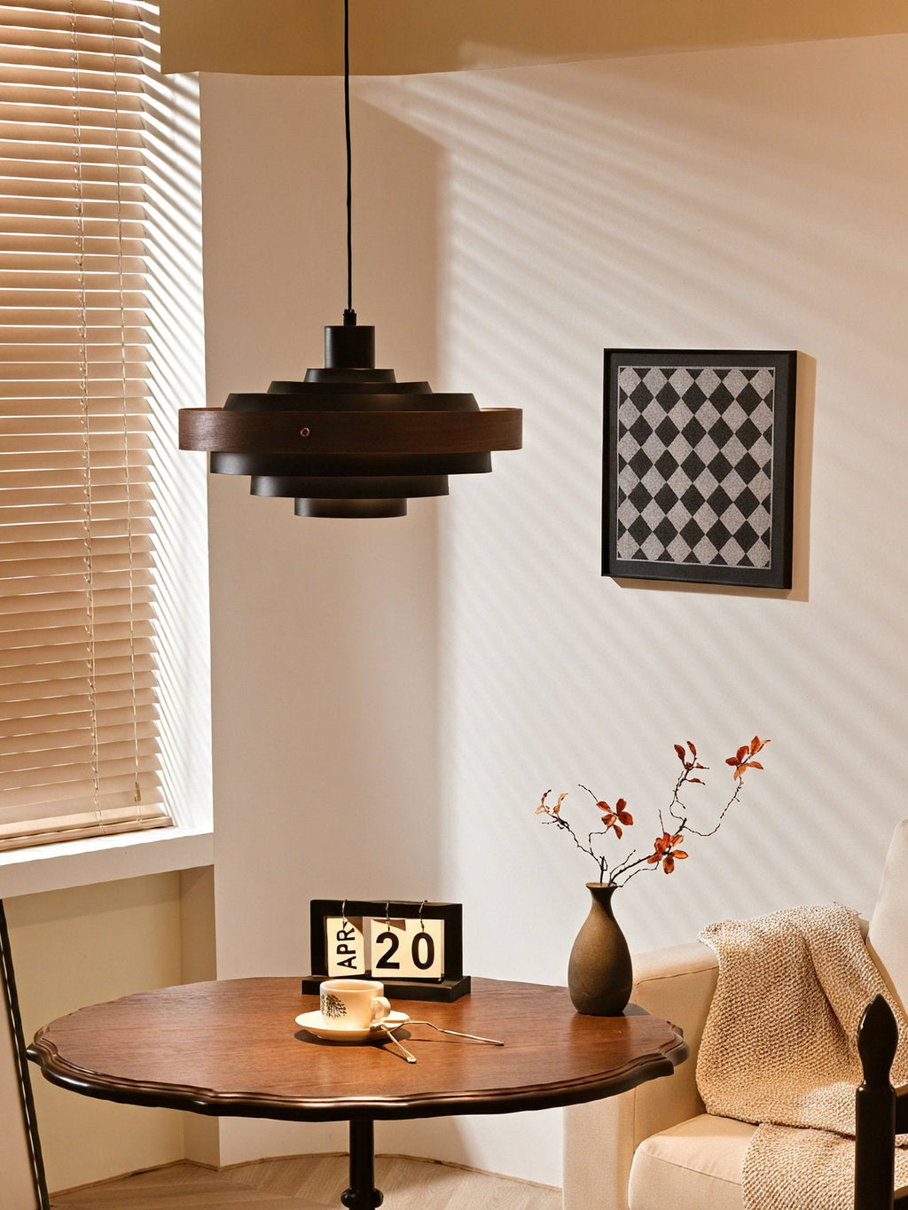 Elric Pendant Light