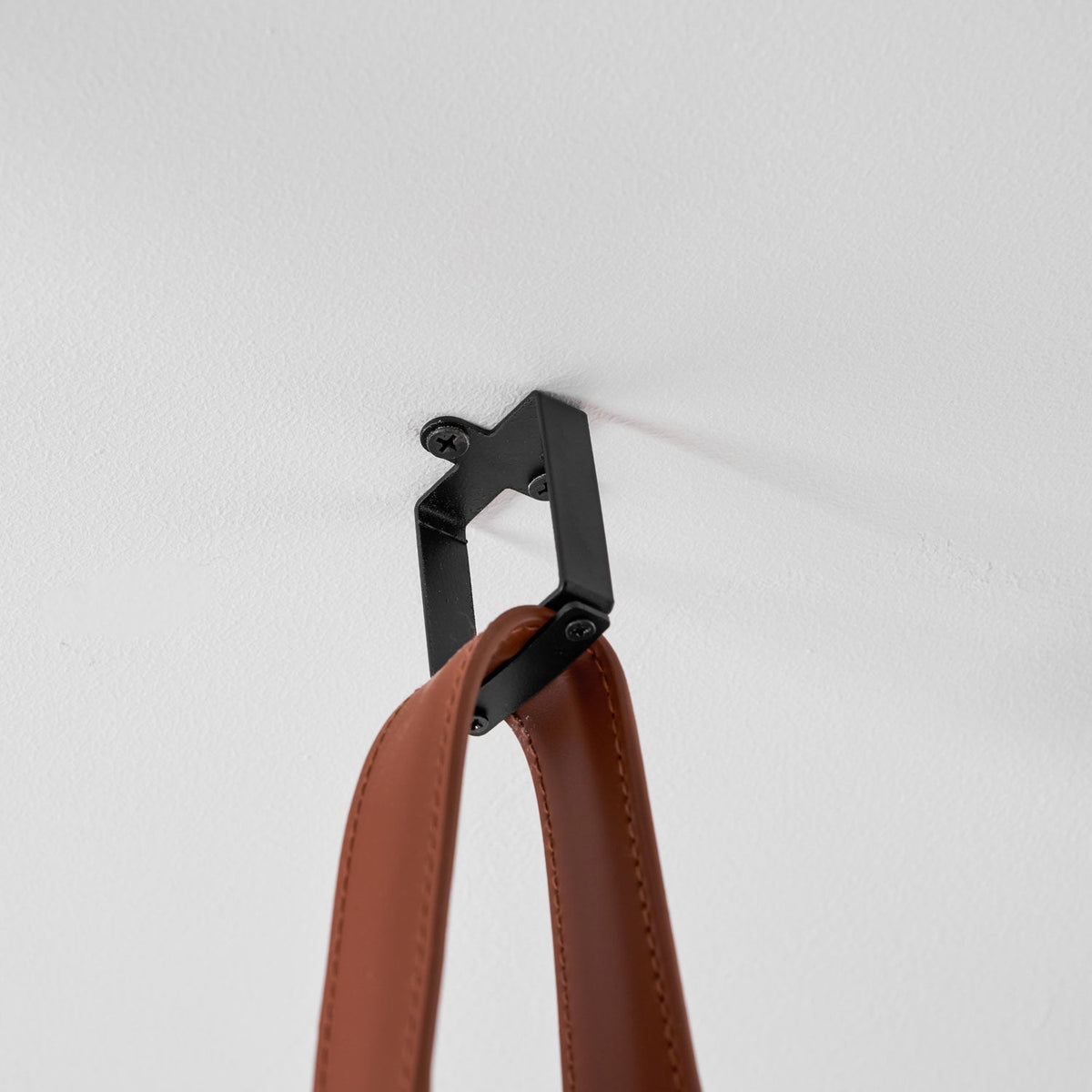 Lasso Stone Pendant Light