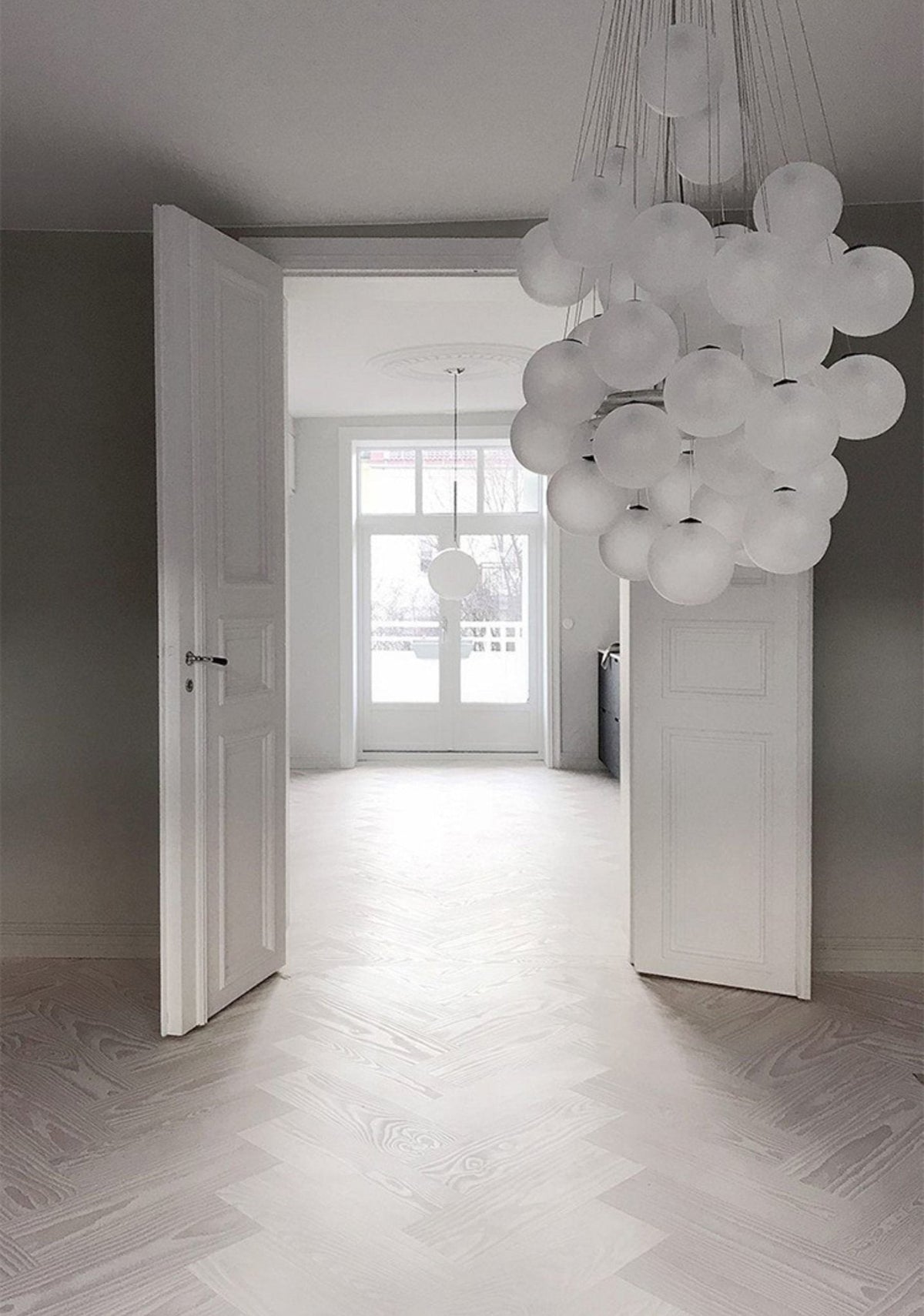 Cumulus Cascade Chandelier