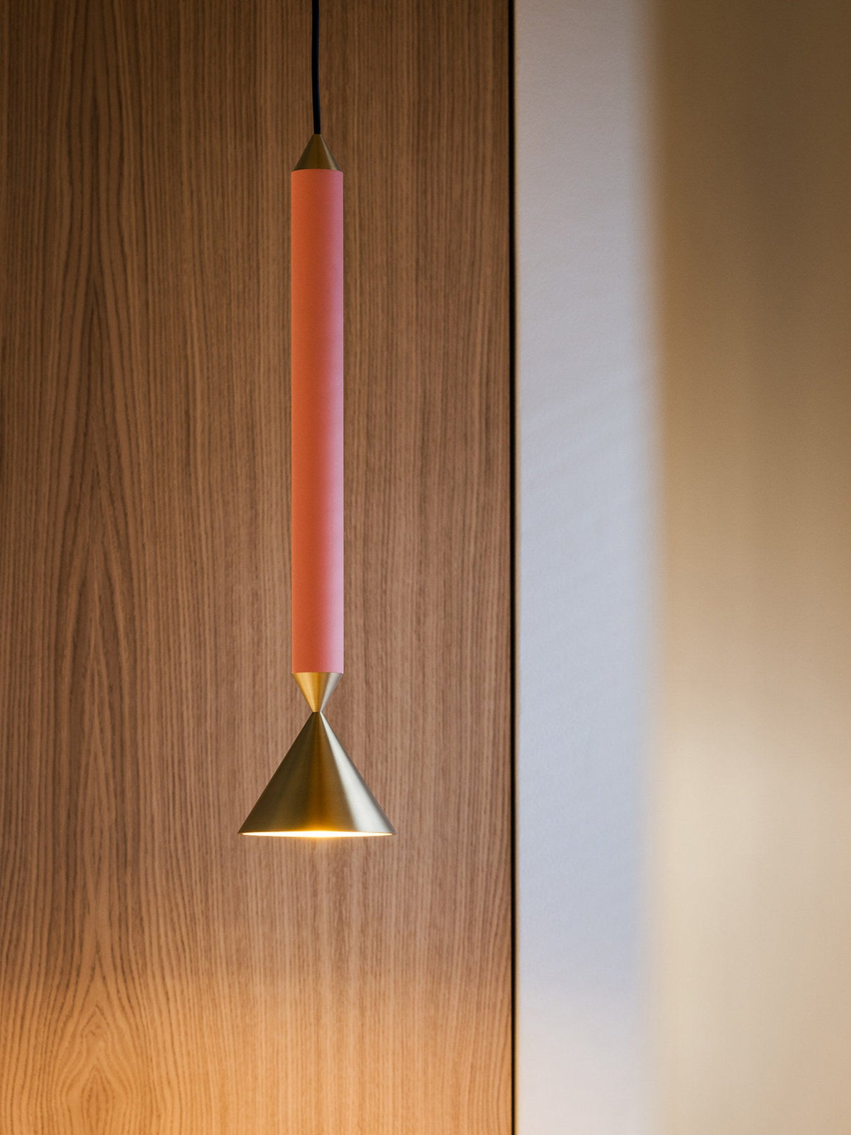 Elio Pencil Pendant Light