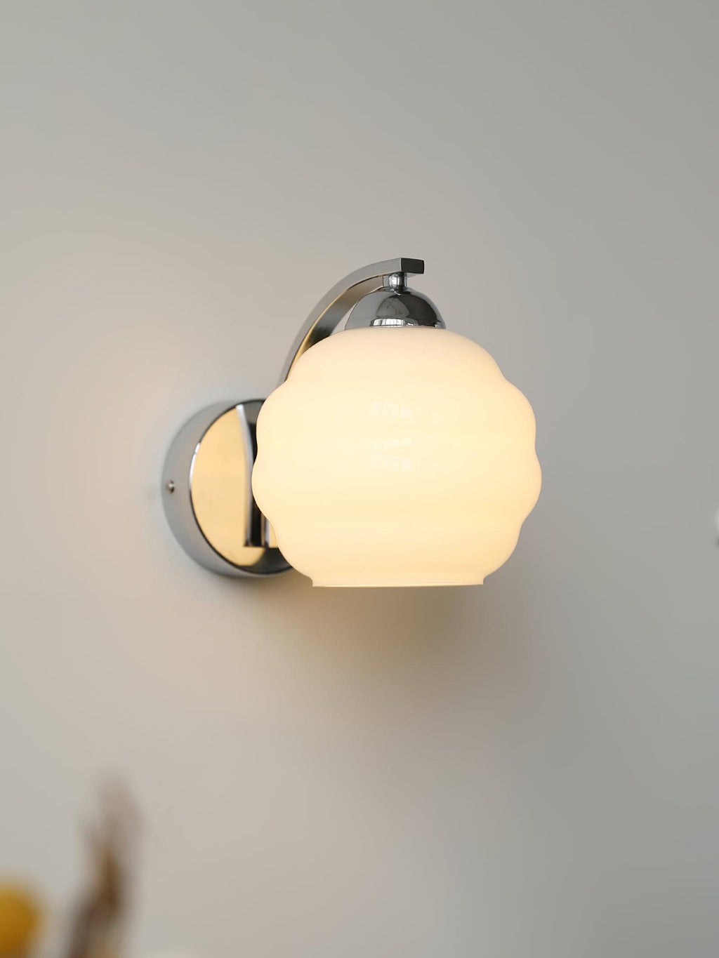 Art Deco Plug-in Wall Lamp