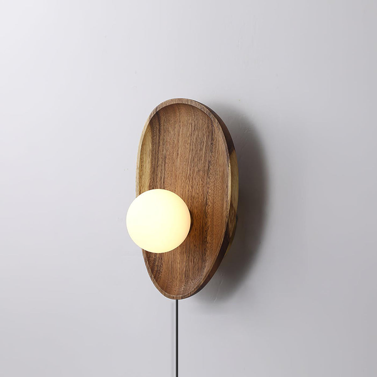 Eivor Plug-in Wall Lamp