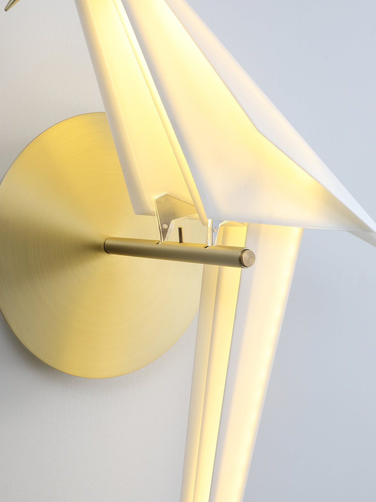 Avian Serenity Plug-in Wall Lamp