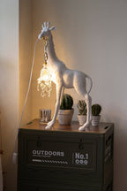 Giraffe Royale Sculpture Floor Lamp