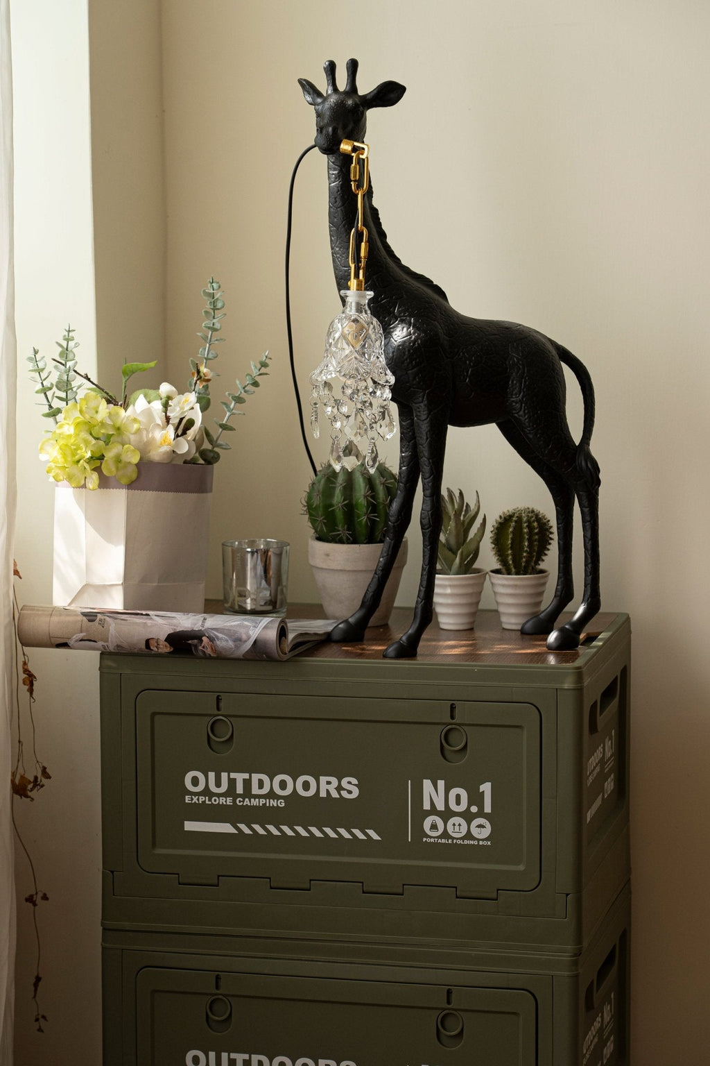 Giraffe Royale Sculpture Floor Lamp