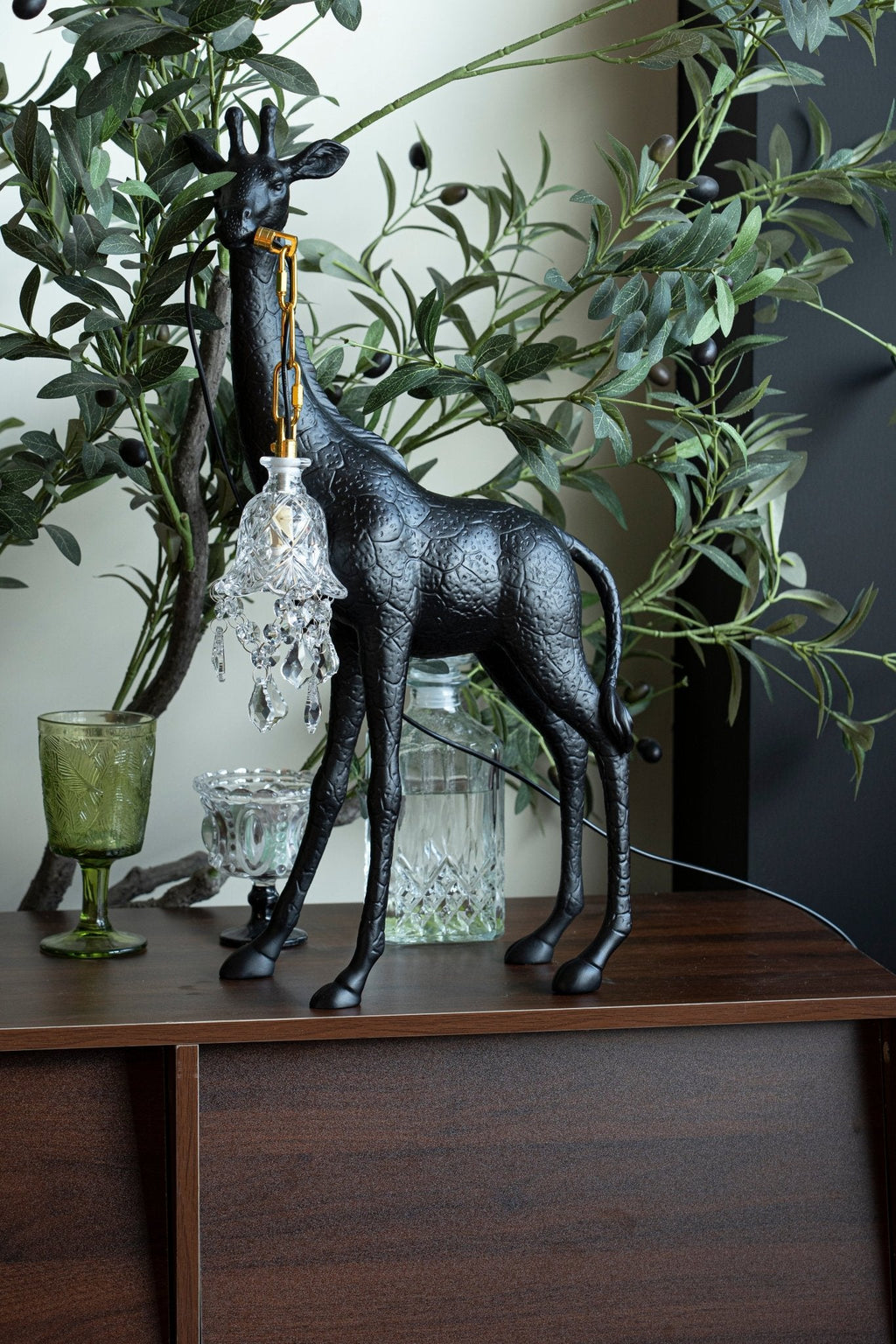 Giraffe Royale Sculpture Floor Lamp