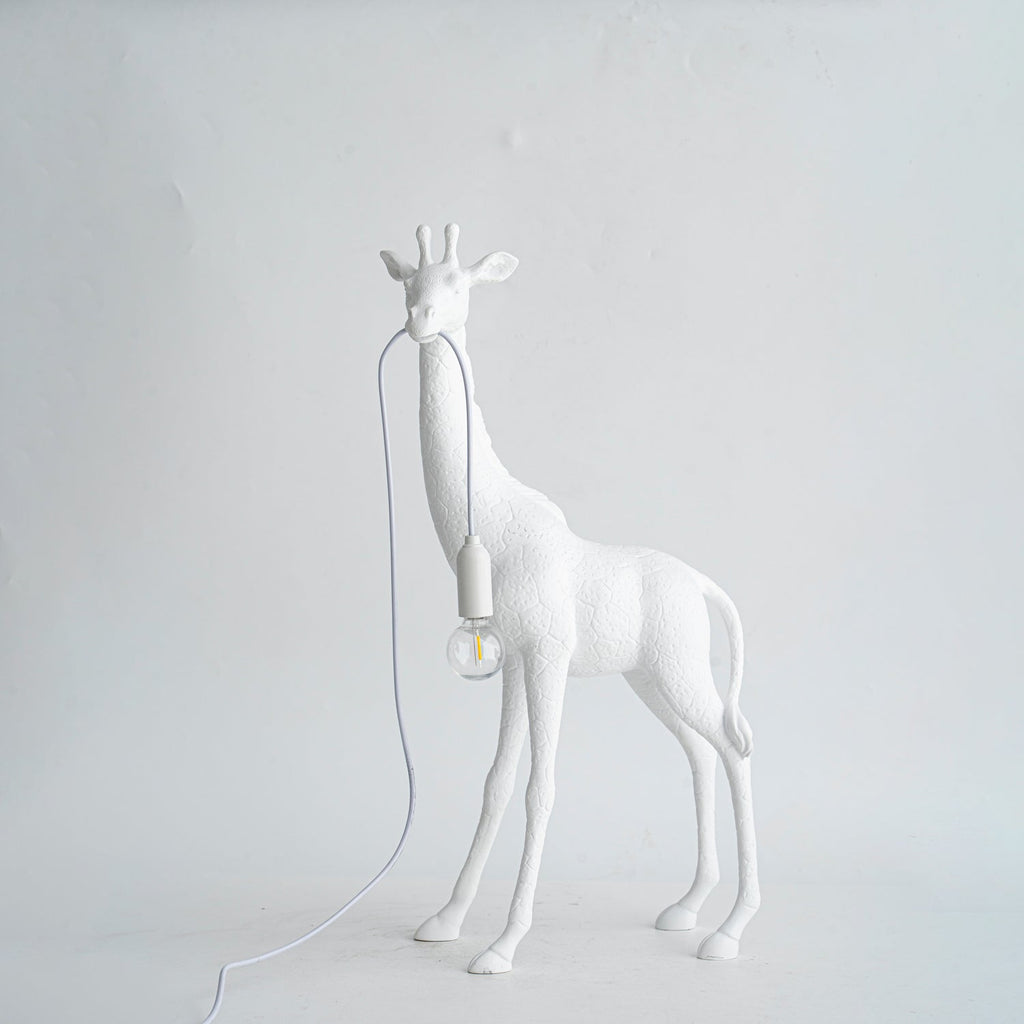 Giraffe Royale Sculpture Floor Lamp