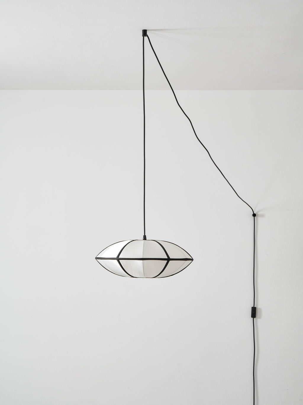 Bombori Pendant Swag Lamp
