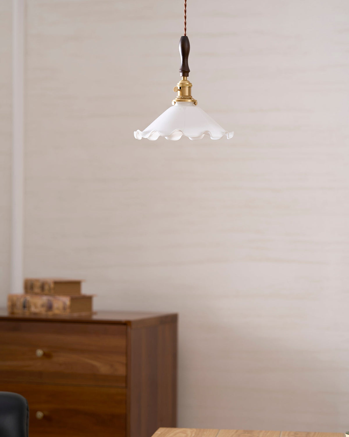 Flower Petals Swag Pendant Lamp