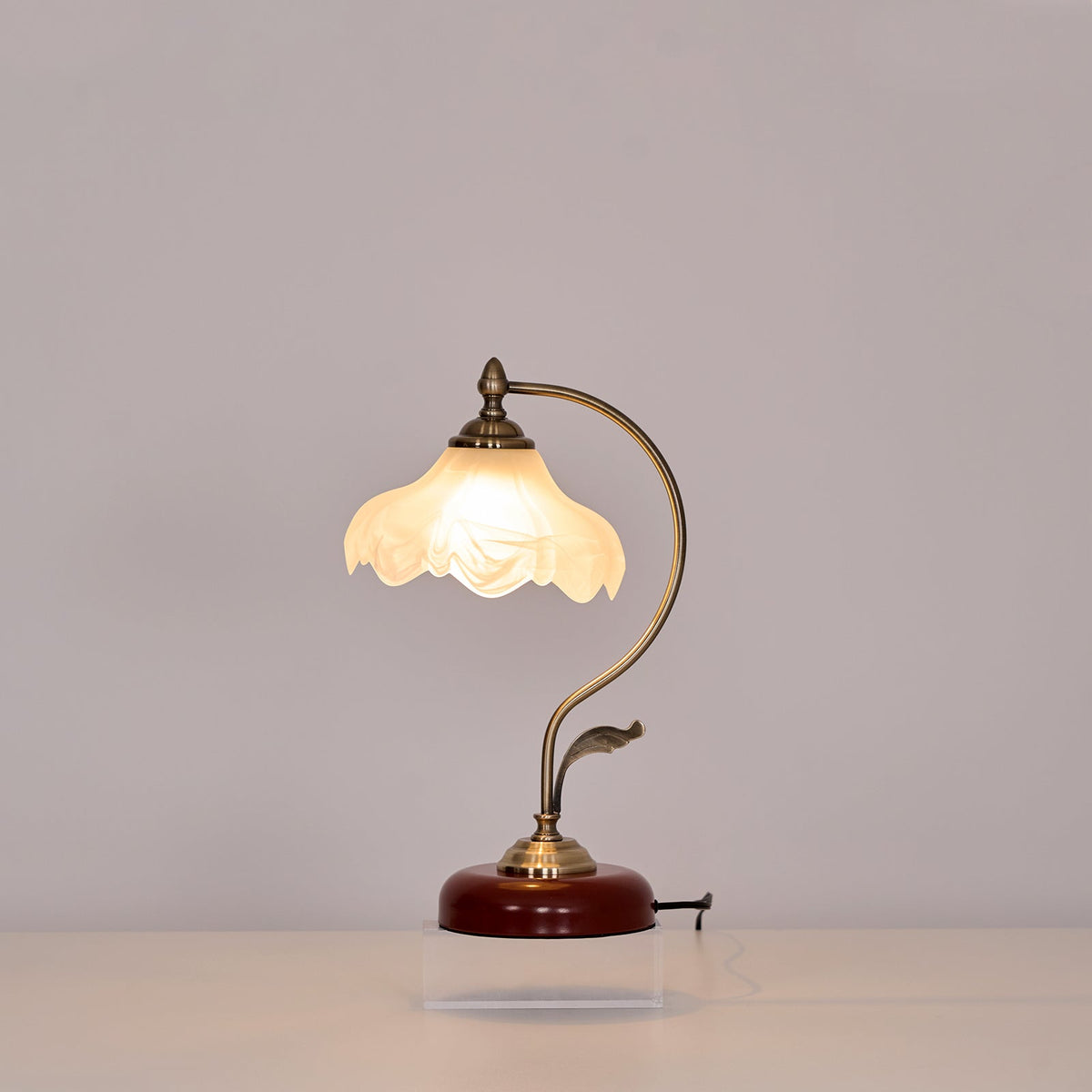 Vintage Laiton Table Lamp