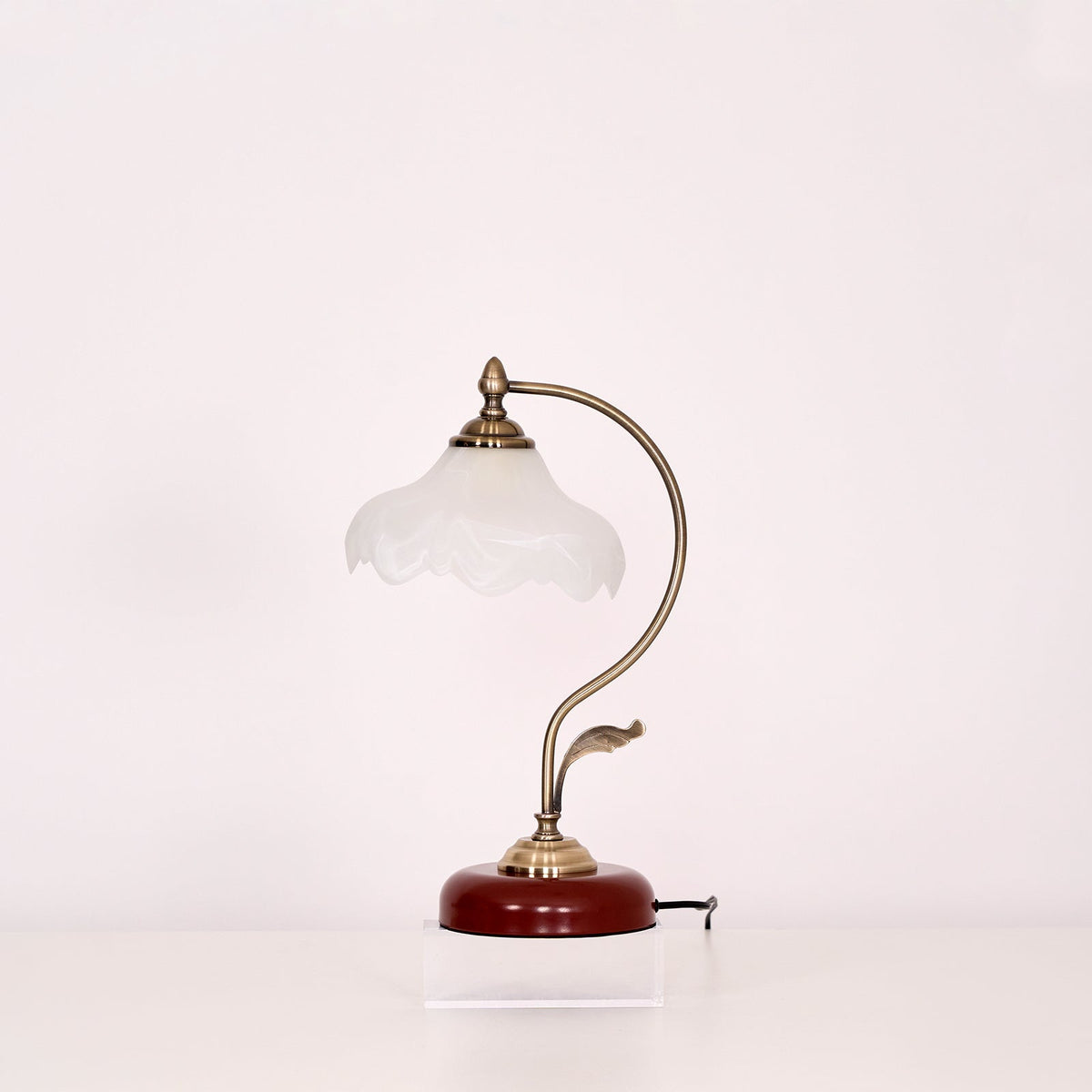 Vintage Laiton Table Lamp