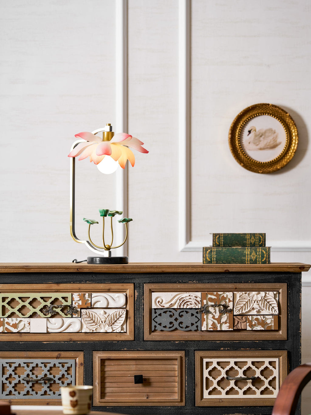 Lotus Table Lamp
