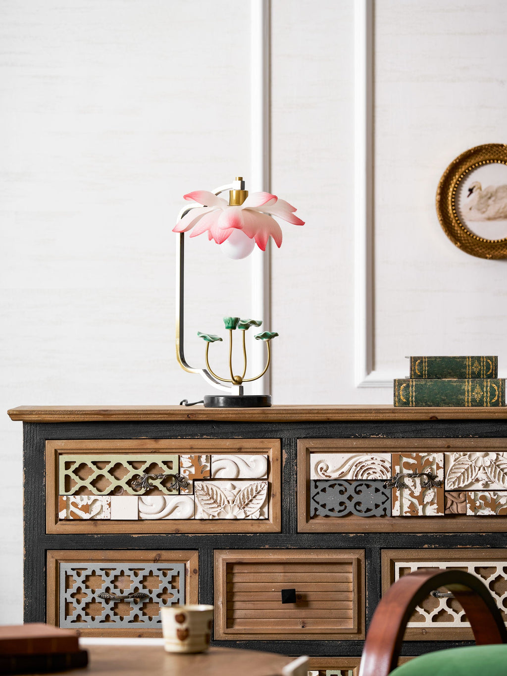 Lotus Table Lamp
