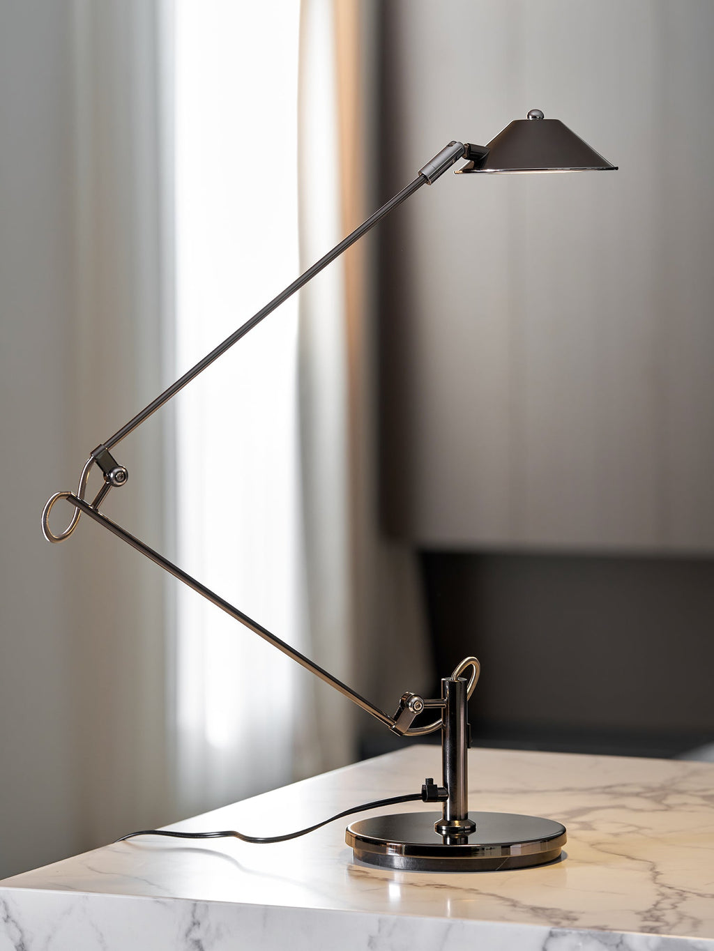 Adjustable Black Office Task Lamp