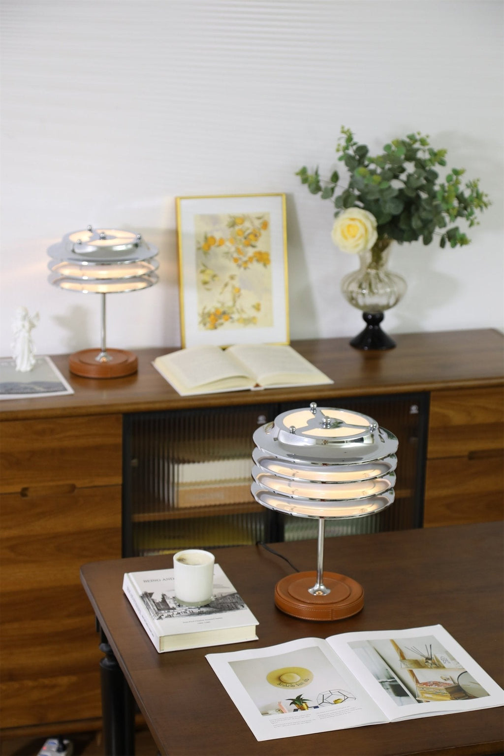 Calystron Table Lamp