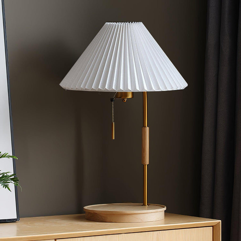 Pleated Retro Wooden Table Lamp
