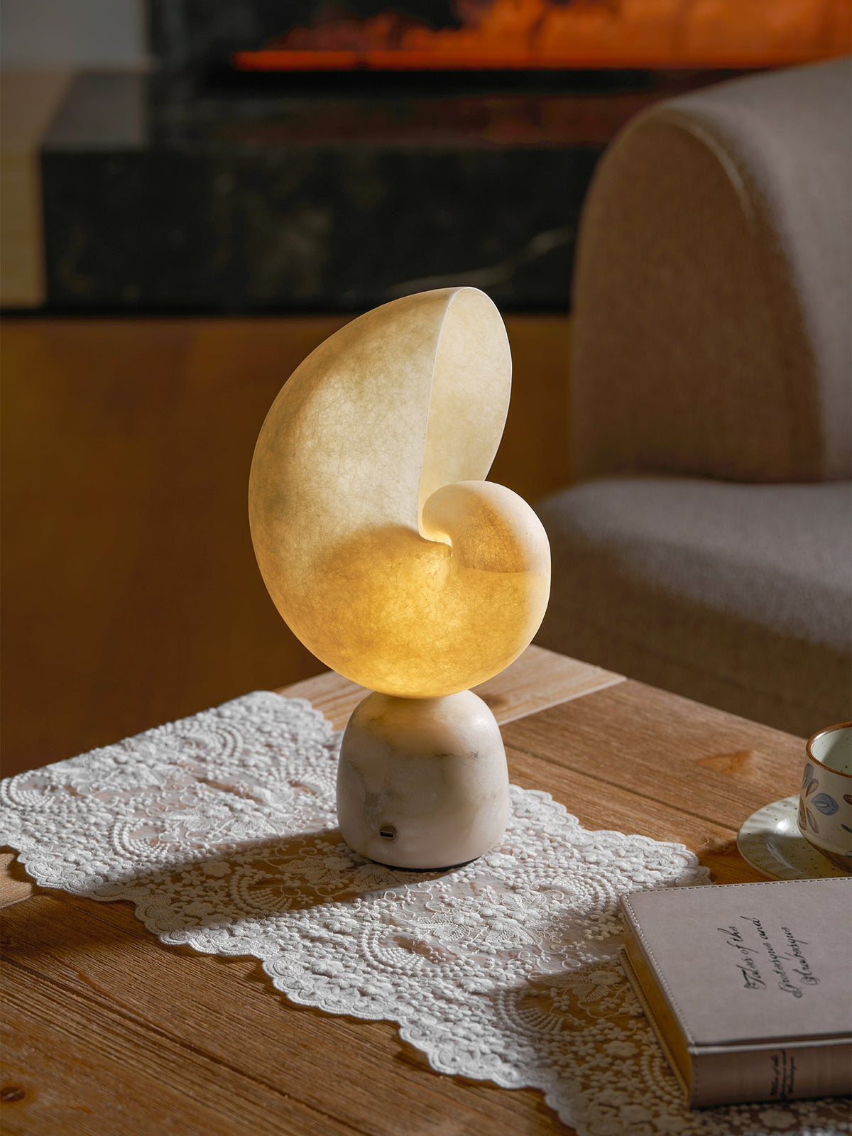 Lumora Shell Table Lamp