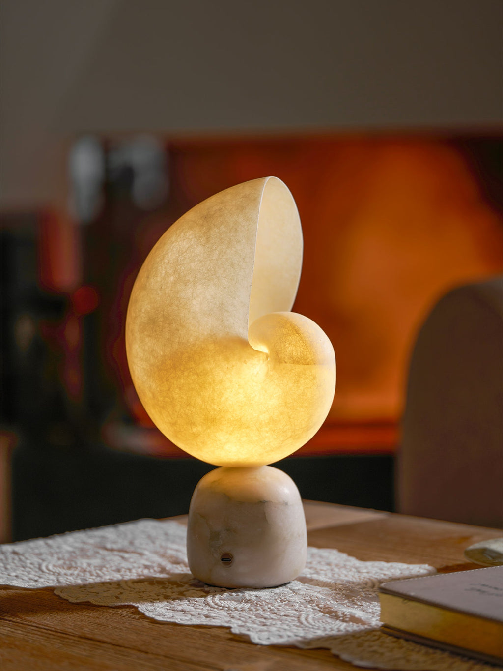 Lumora Shell Table Lamp