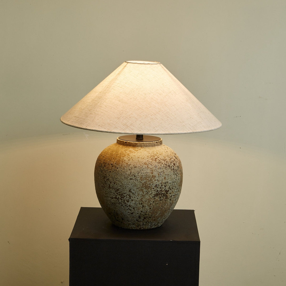 Terra Vessel Table Lamp