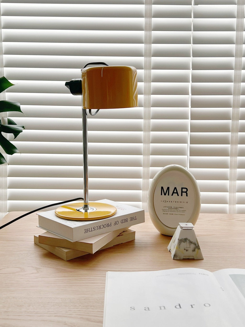 Vento Retro Metal Table Lamp