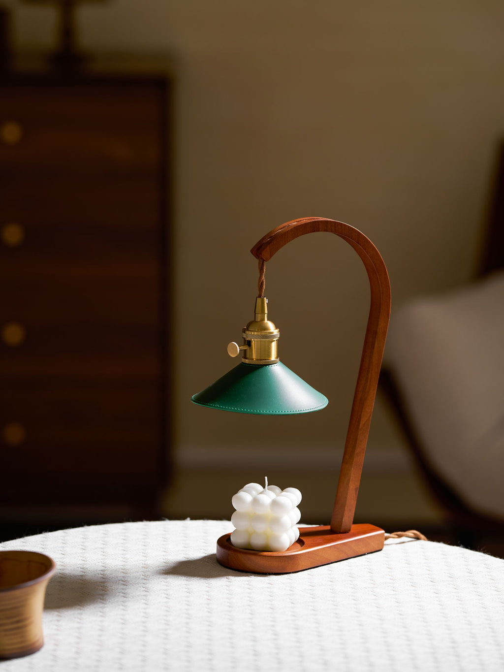 Diosa Table Lamp