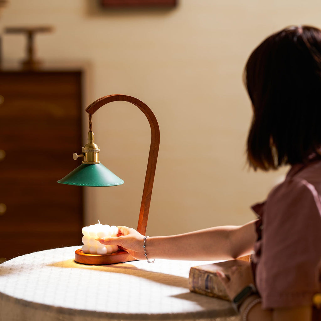 Diosa Table Lamp