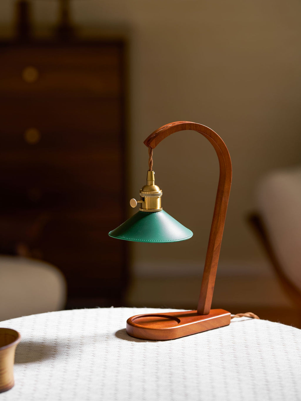 Diosa Table Lamp