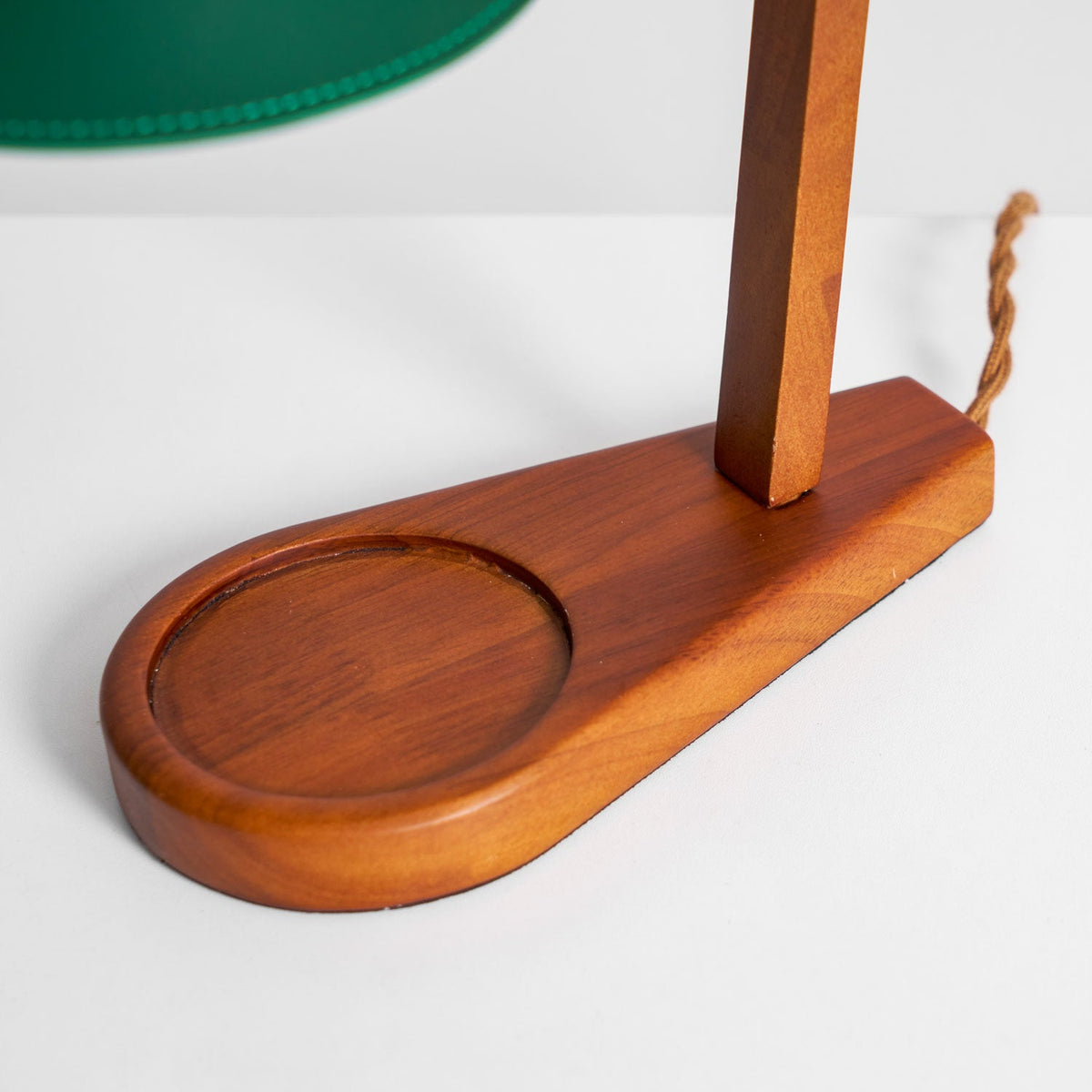 Diosa Table Lamp