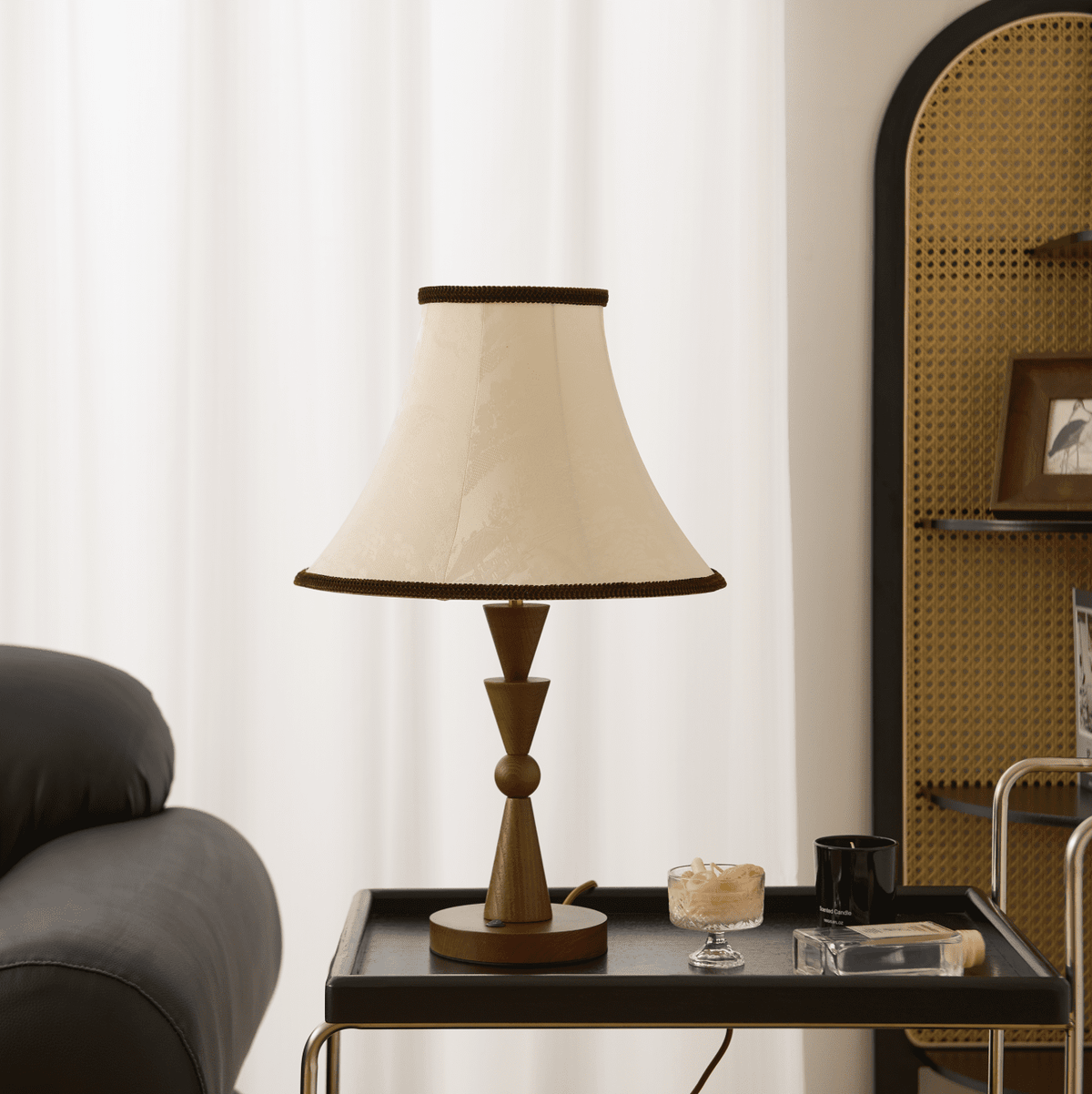 Elowen Bloom Table Lamp