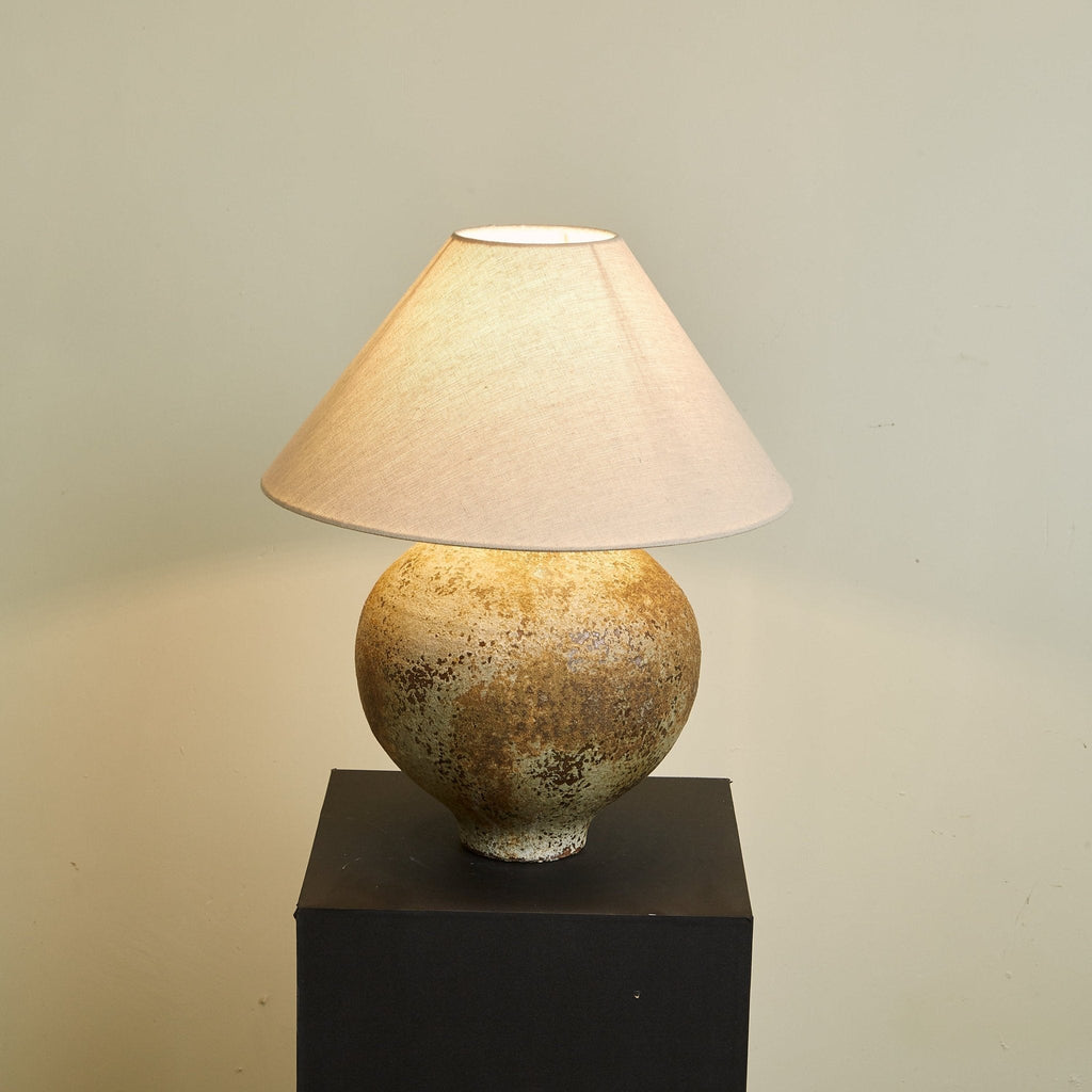 Ferrosia Ceramic Table Lamp