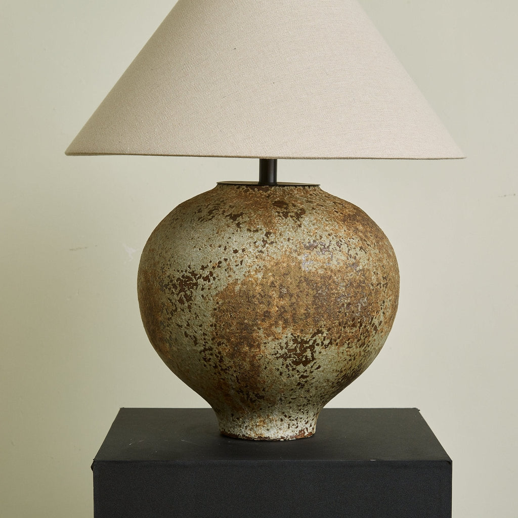 Ferrosia Ceramic Table Lamp