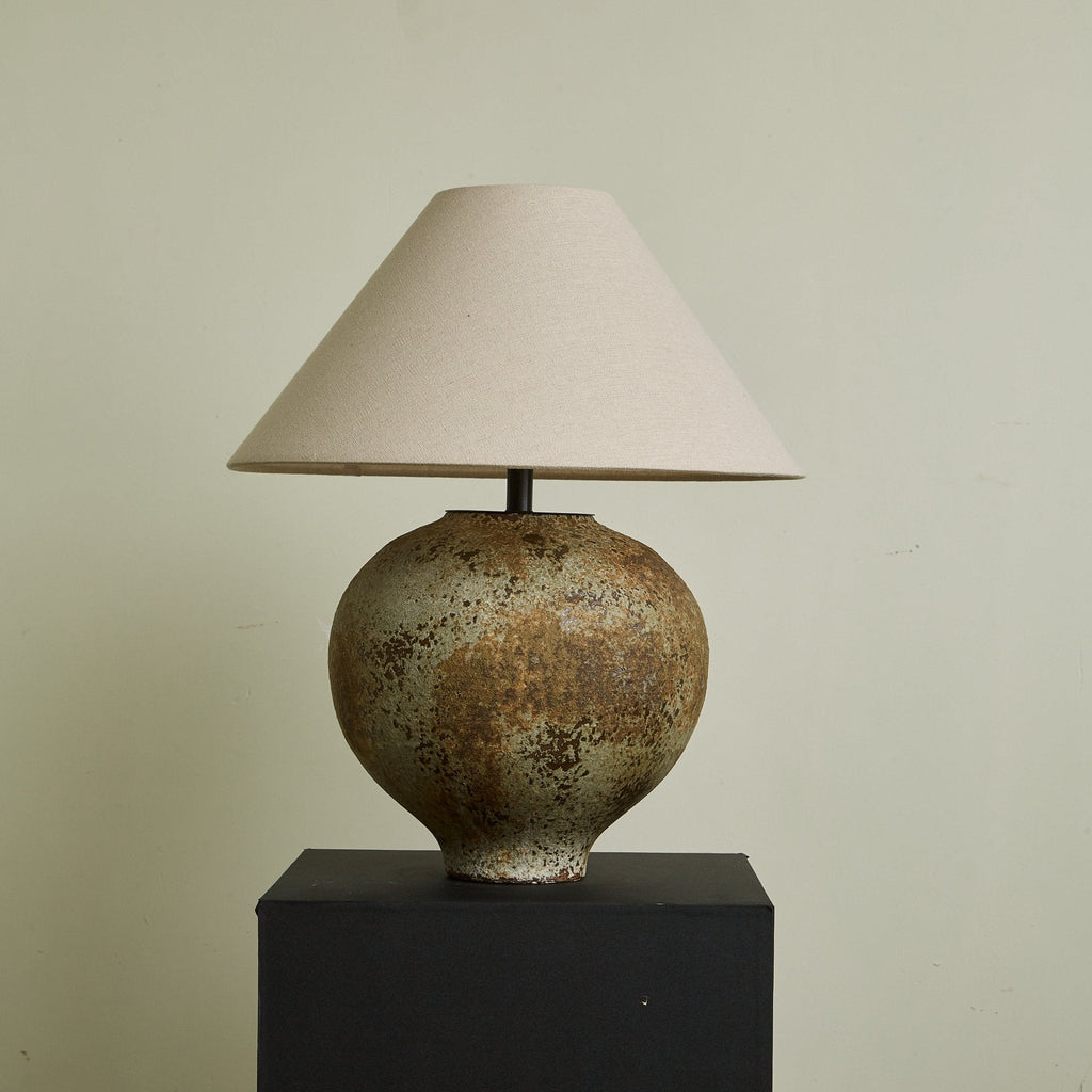 Ferrosia Ceramic Table Lamp