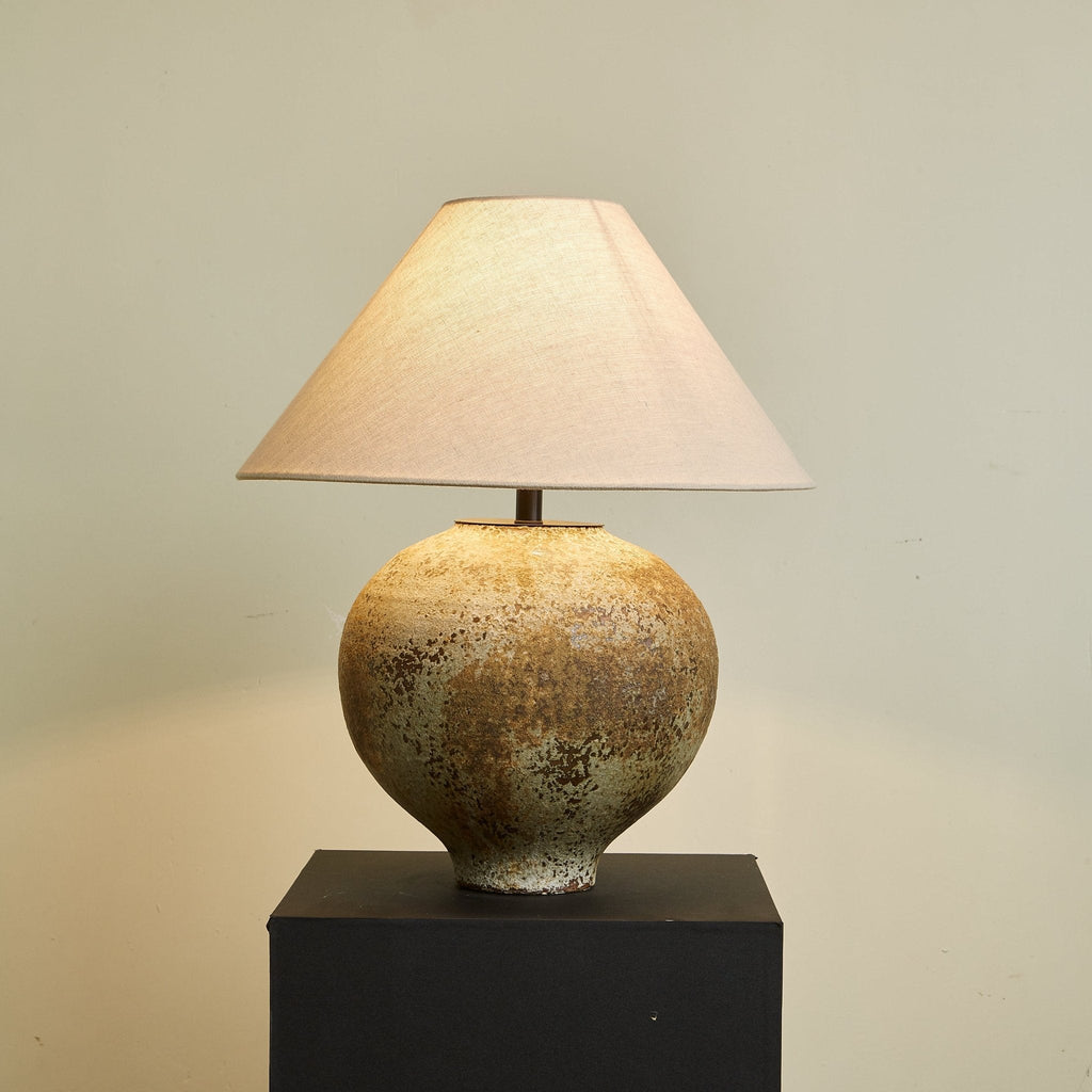 Ferrosia Ceramic Table Lamp