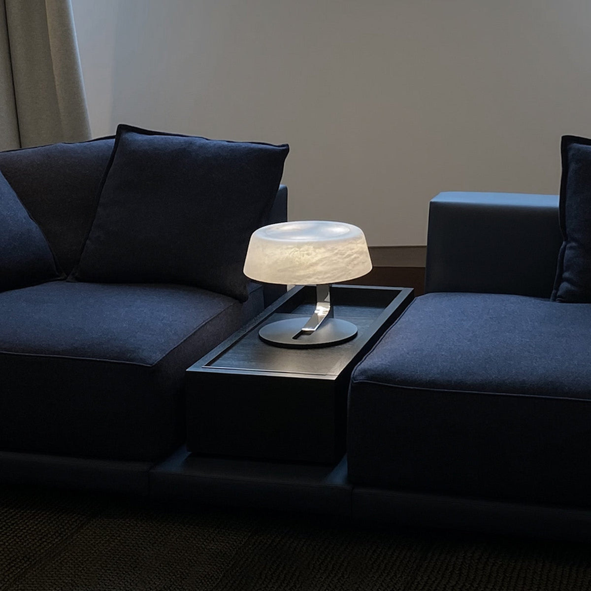 Comete Alabaster Table Lamp