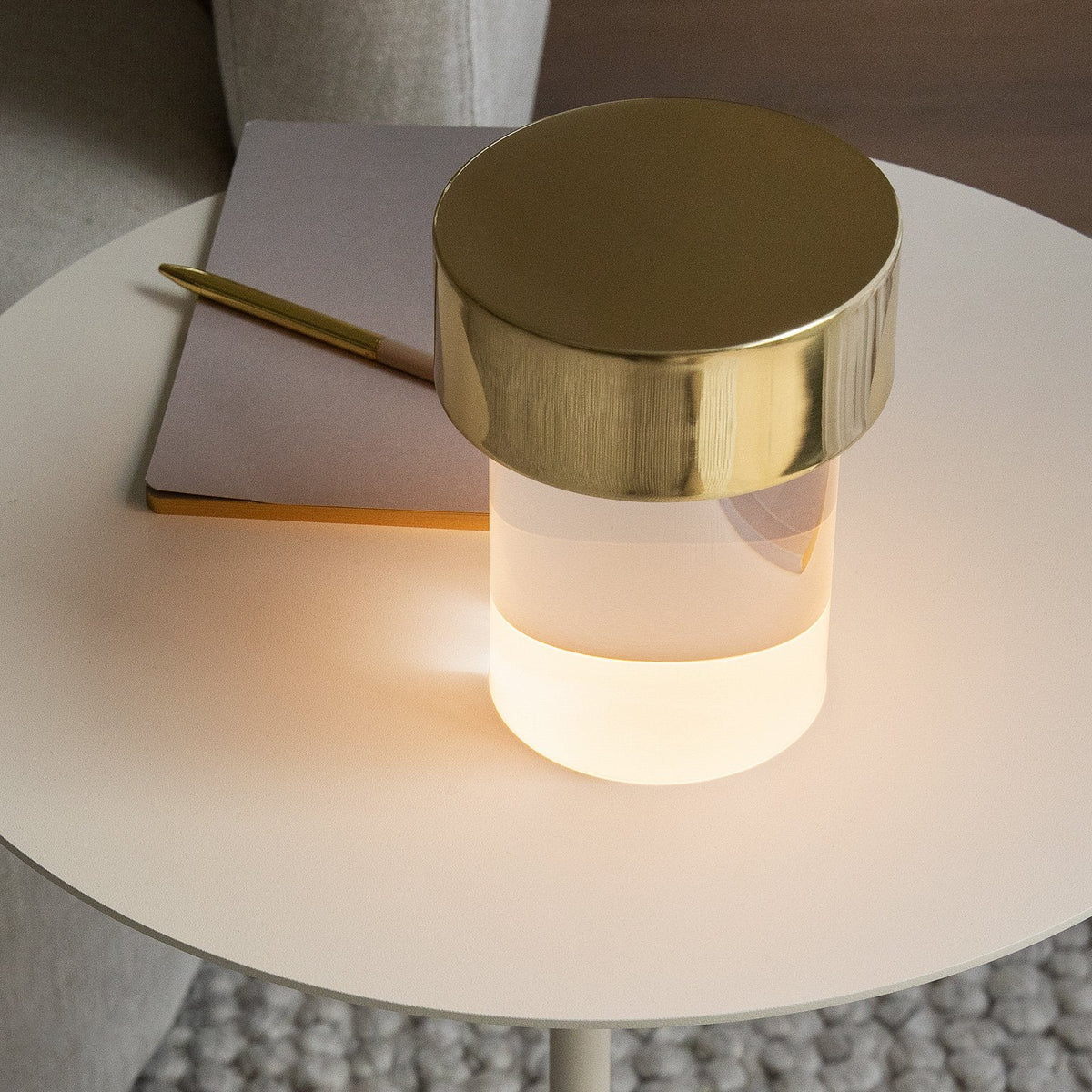 Cordless Crystal Tumbler Lamp