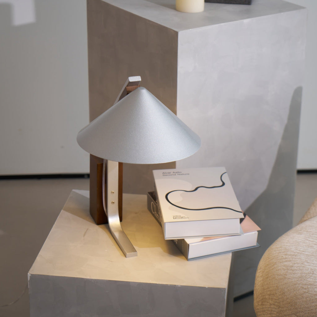 Arclune Desk Lamp