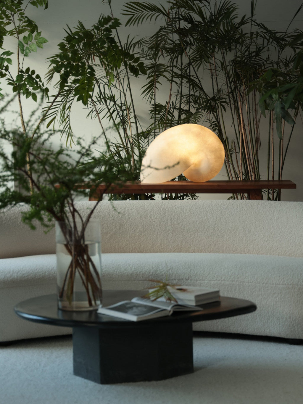 Conch Bloom Lamp
