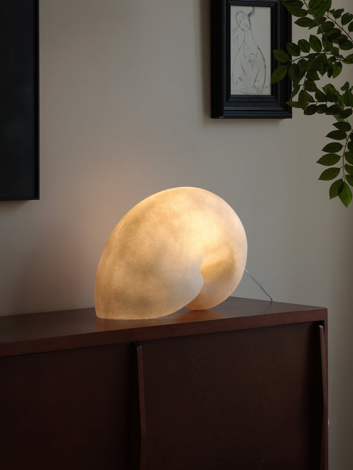 Conch Bloom Lamp