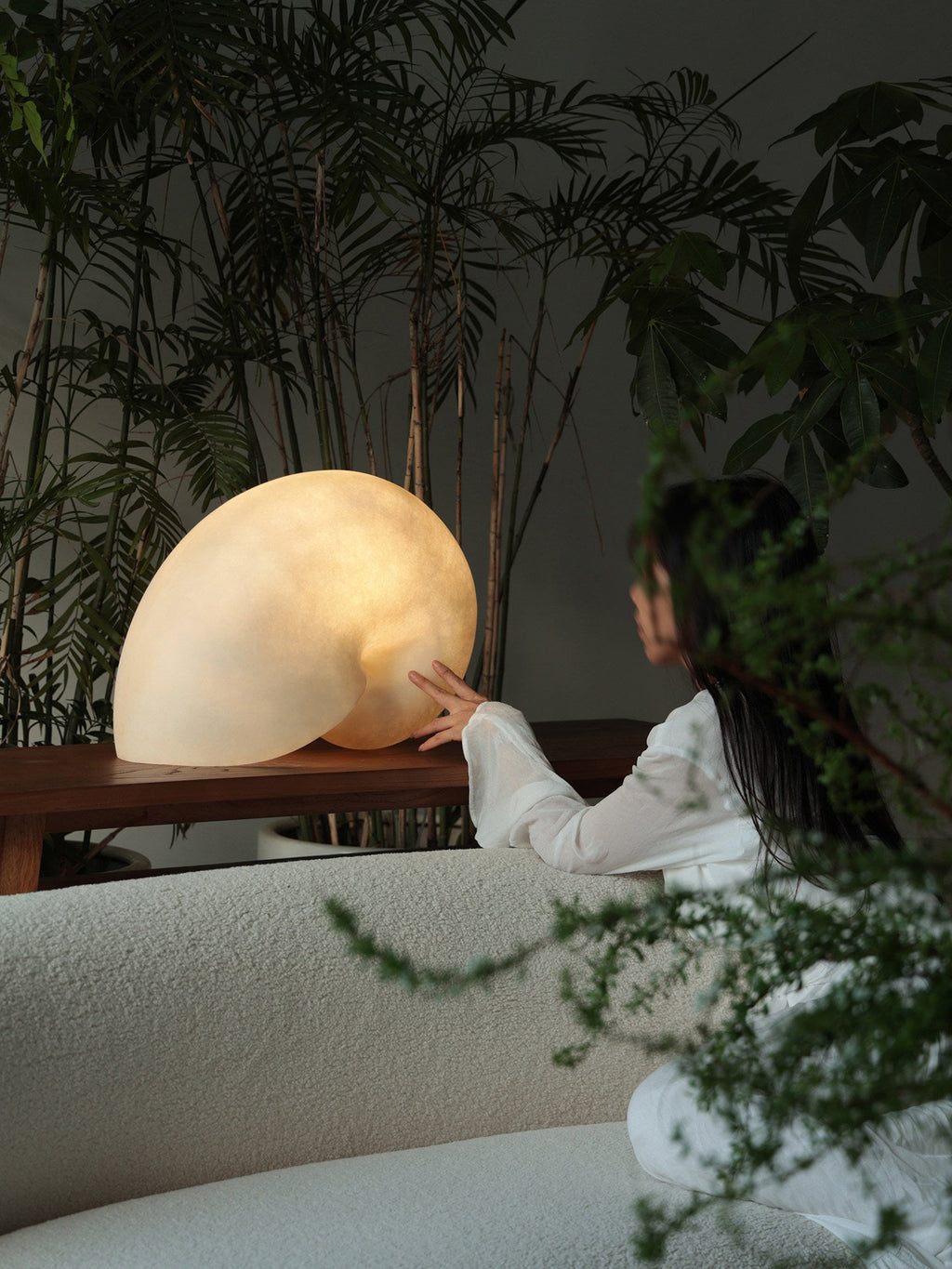 Conch Bloom Lamp